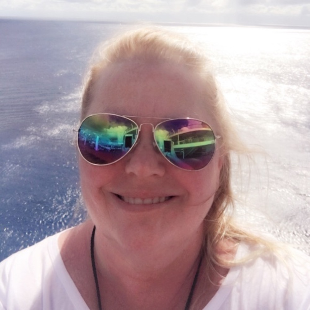 Meet your Posher, Constance